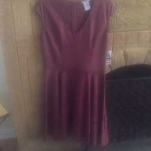Cute V-neck flirty Bar III brand new dress w/tags